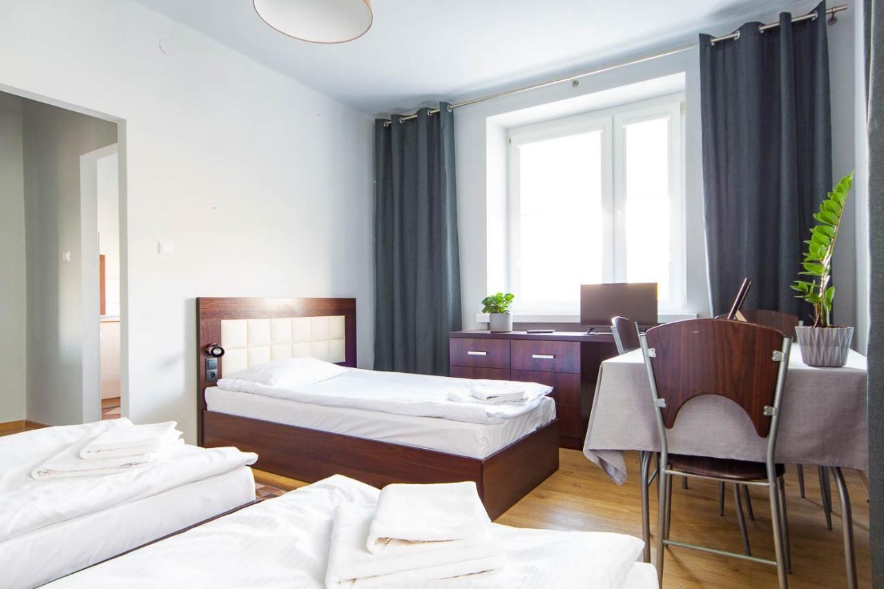 Avion Hotel Świdnik Eksteriør bilde