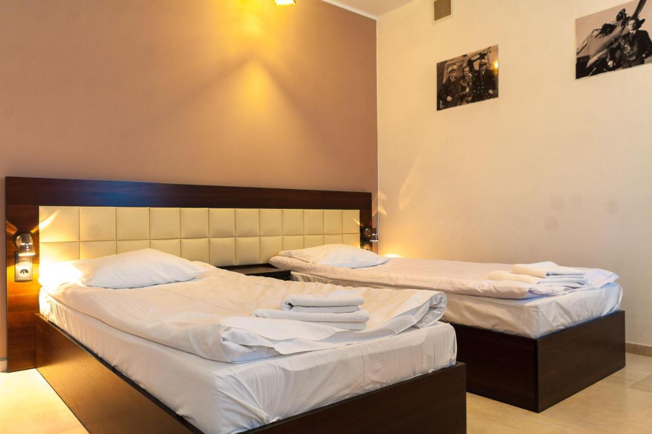 Avion Hotel Świdnik Eksteriør bilde