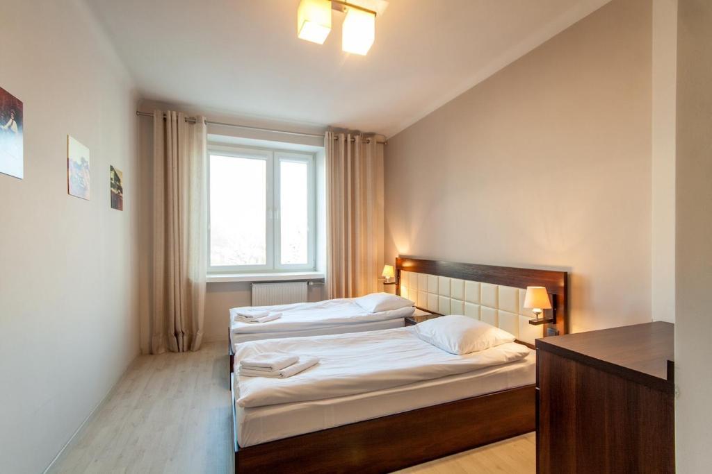 Avion Hotel Świdnik Rom bilde