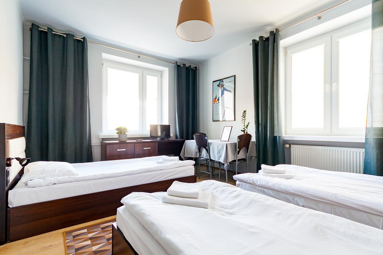 Avion Hotel Świdnik Eksteriør bilde