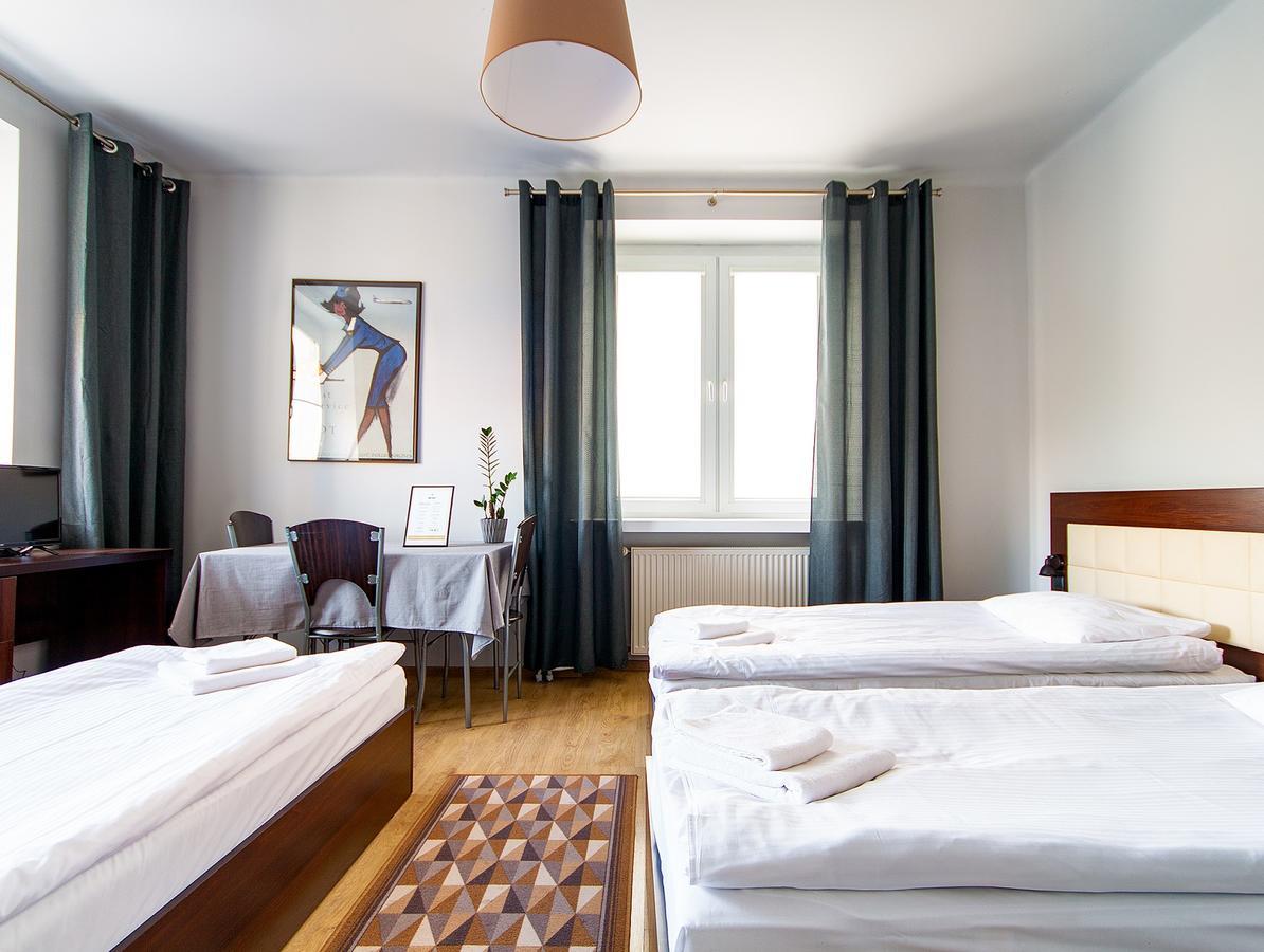 Avion Hotel Świdnik Eksteriør bilde